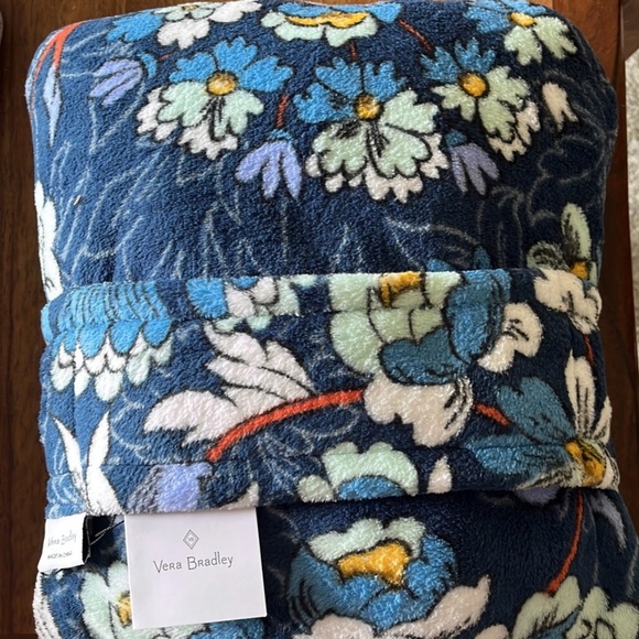 Vera Bradley Other Vera Bradley Travel Blanket Floral Bursts Nwt Poshmark